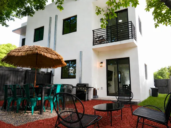 (undisclosed Address), Miami, FL 33142