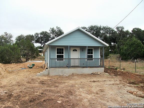 2nd image of 460 Burr Oak Ln