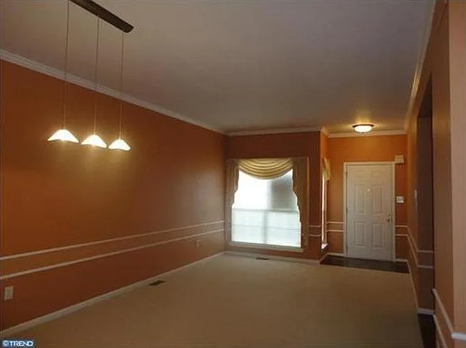 4112 Hermitage Dr — Photo 3