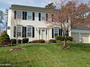 32 Blossom Wood Ct, Stafford, VA 22554