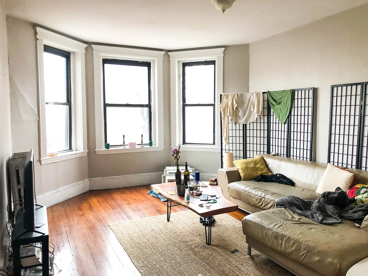 3 bed, 1000 sqft, $3,750 — Photo 2