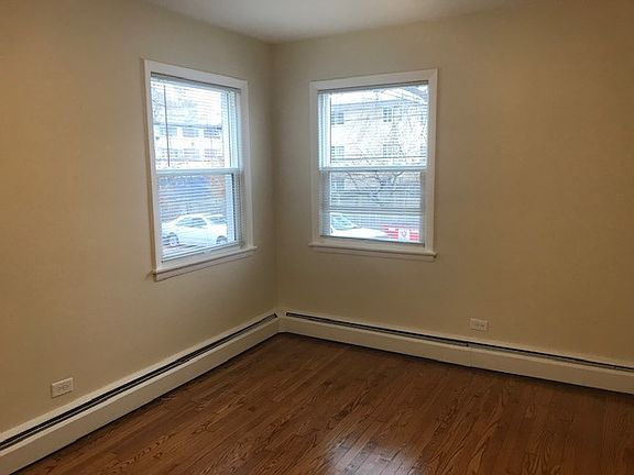 5th image of 1959 N 19th Ave APT 1W
