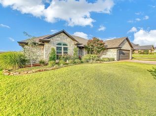 132 Eagle Cir, Elk City, OK 73644