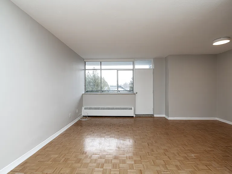 457 Marlee Ave #50067A-306 — Photo 2
