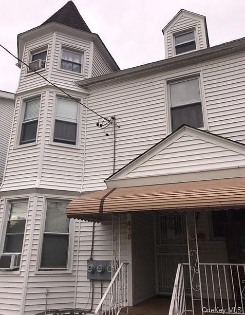 1st image of 418 S 4th Ave