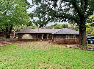 1655 Sawmill Rd, Edmond, OK 73034