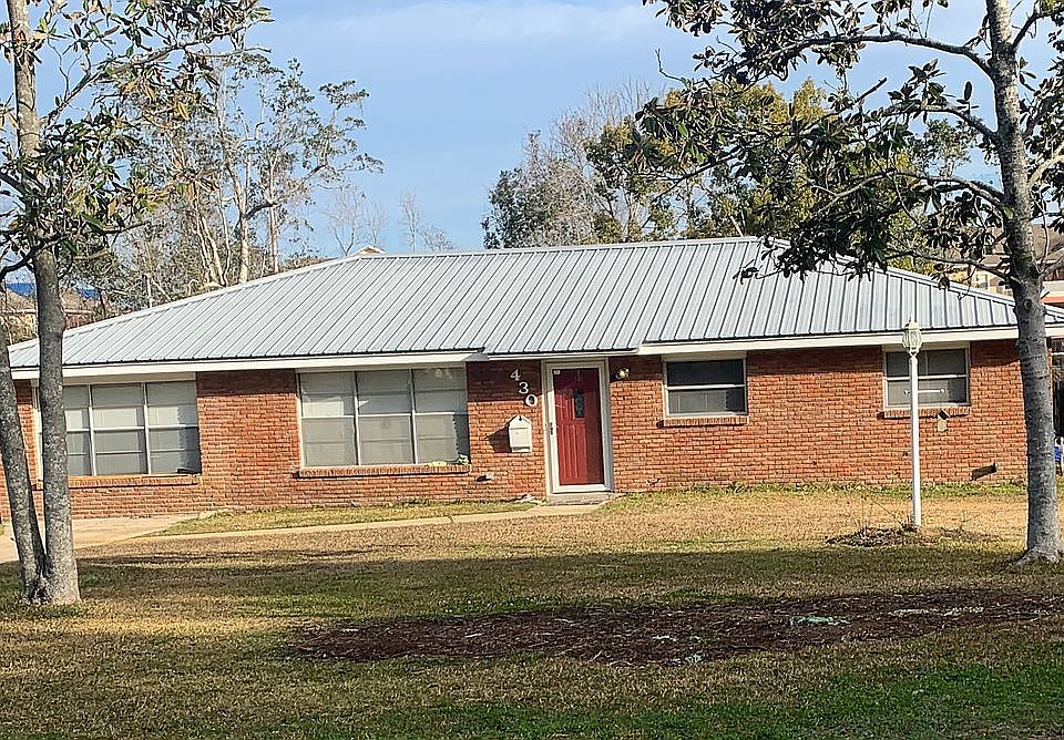 2nd image of 430 Glen Valley Way