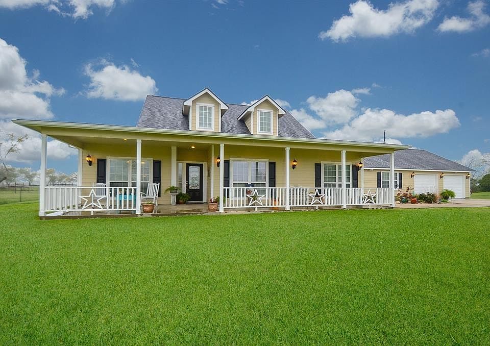 1st image of 9551 Meadow Wood Ln