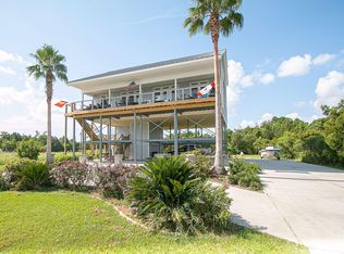 1522 N Beach Blvd, Bay Saint Louis, MS 39520