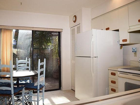 5th image of 3189 Windrush Bourne #39