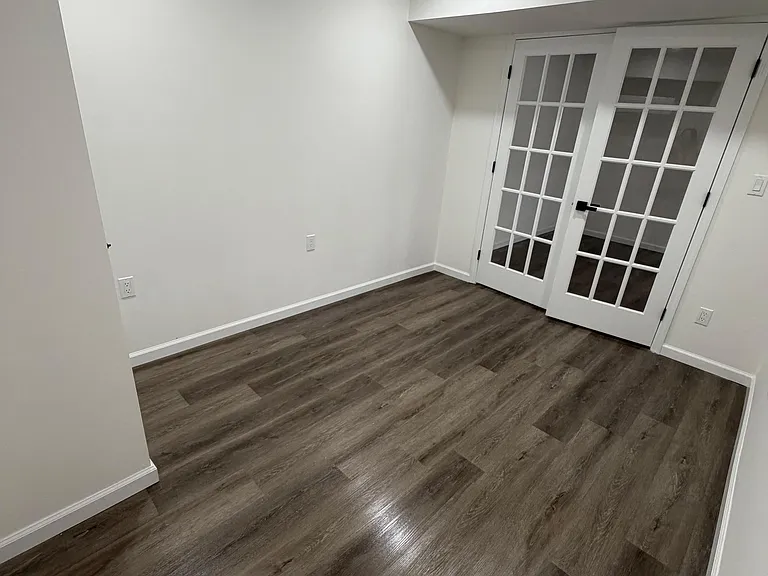 742 Walnut St — Photo 6