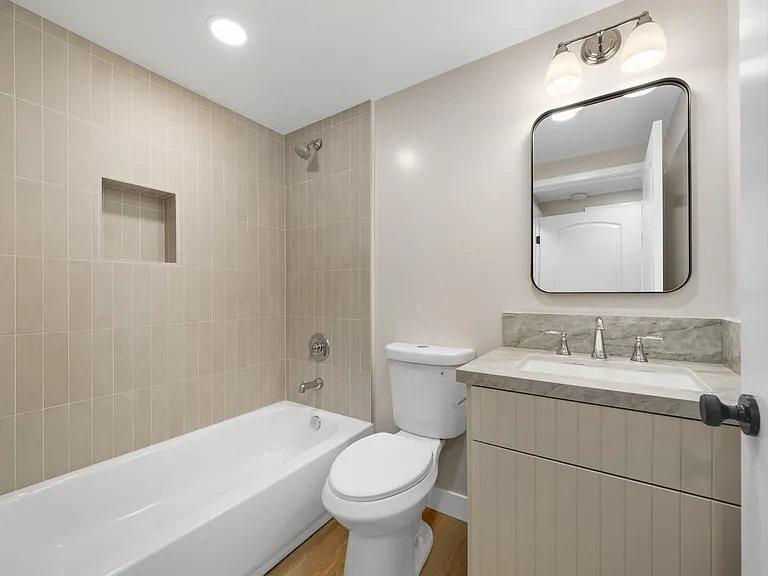3020 E 3rd St #15 — Photo 26