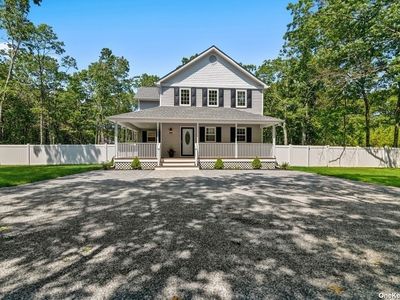 331 N Sunrise Service Rd, Manorville, NY, 11949