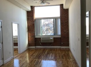 390 Charles St, Bridgeport, CT 06606