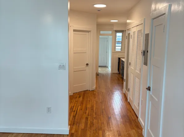 1010 18th St NE APT 1, Washington, DC 20002