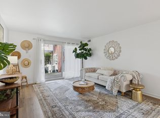 922 Montgomery Ave APT C1, Bryn Mawr, PA 19010