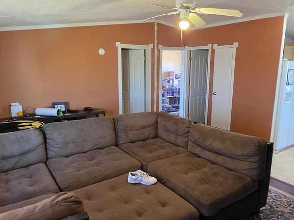 4th image of 3419 10th Ave NW