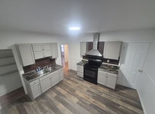 191 E Main St #2, Chicopee, MA 01020