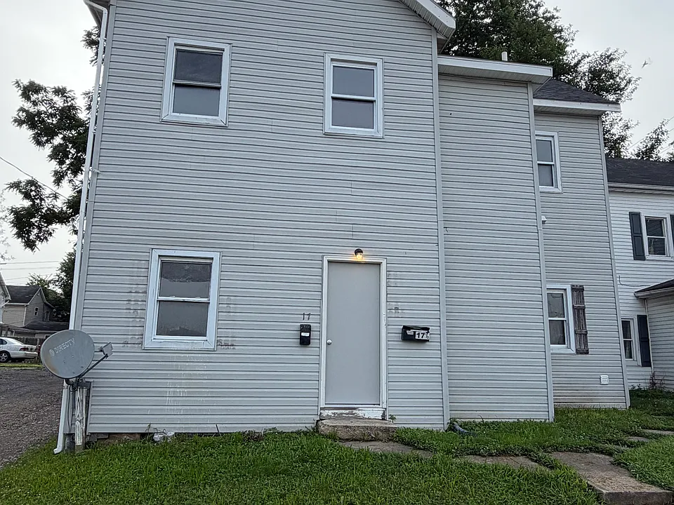 17 S Rose St
