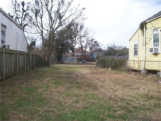 1st image of 1630 Touro St