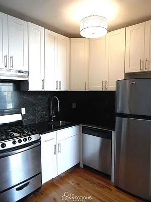 Rented by City Connections Realty | media 26