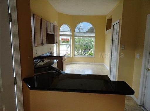 3rd image of 289 Briar Bay Cir