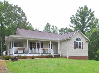 1191 Little Bear Ln, Spout Spring, VA 24593