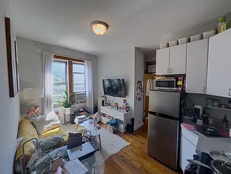 Rented by Denise Rosenblum, LREB