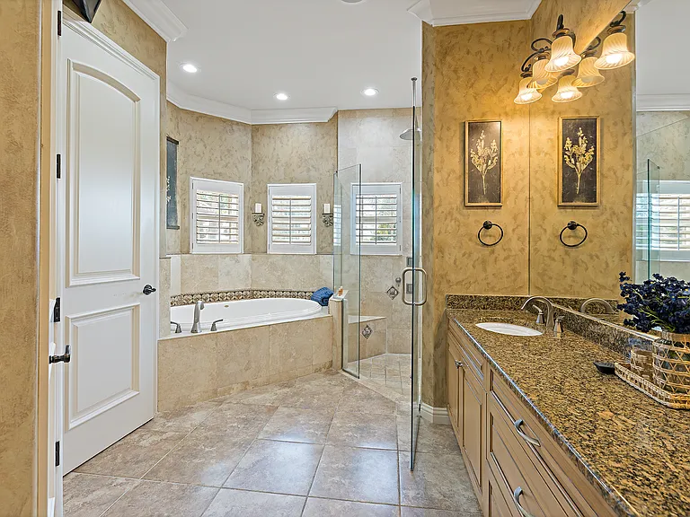 1435 Osprey Ave — Photo 16