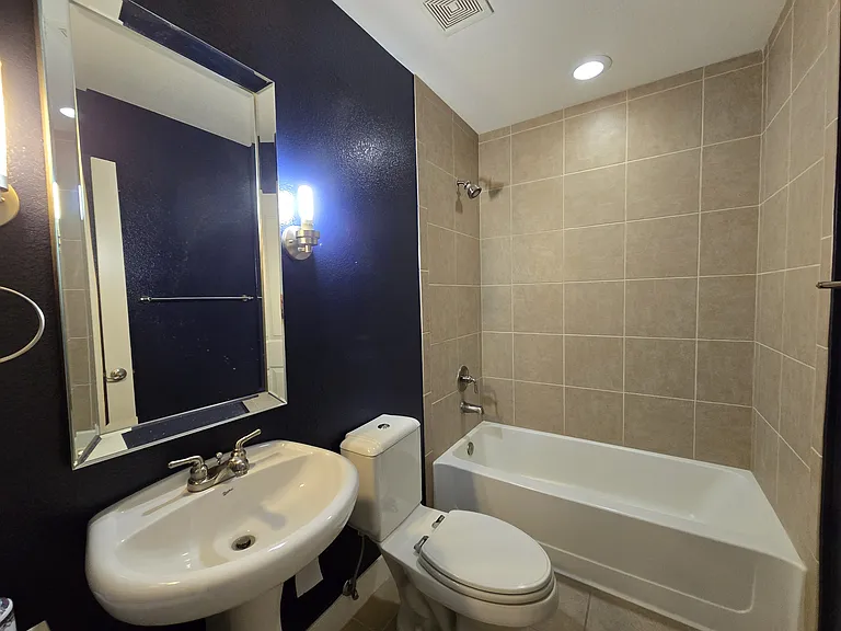 2nd Bathroom