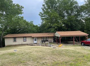 4 Skyview Ln, Holiday Island, AR 72631