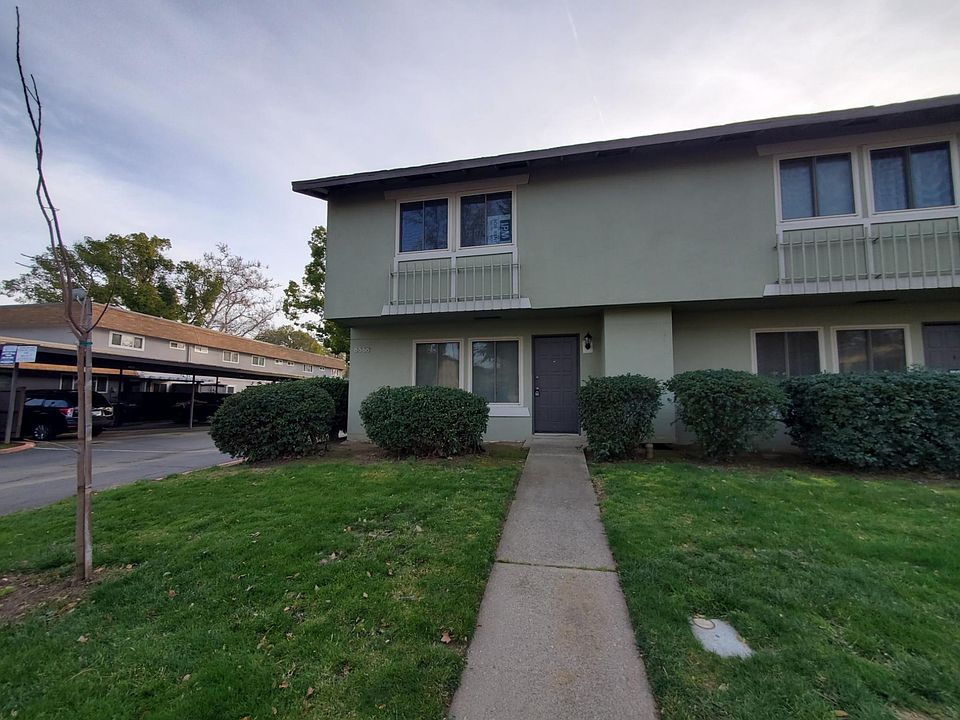 1st image of 8868 La Riviera Dr Unit E