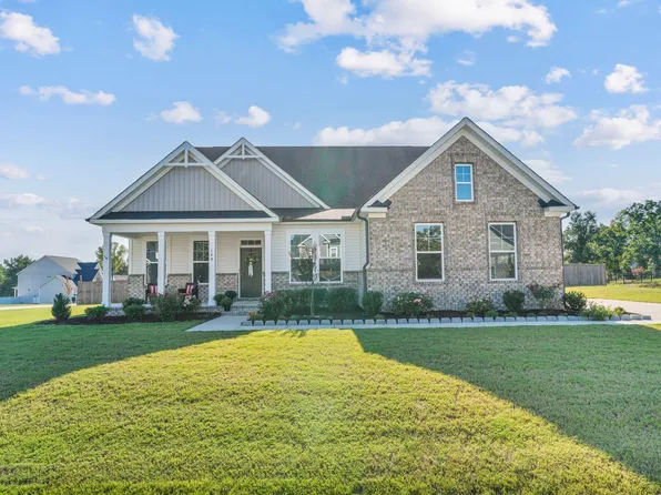 140 Morningside Ln, Angier, NC 27501