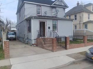 61 Harvard St, Hempstead, NY 11550
