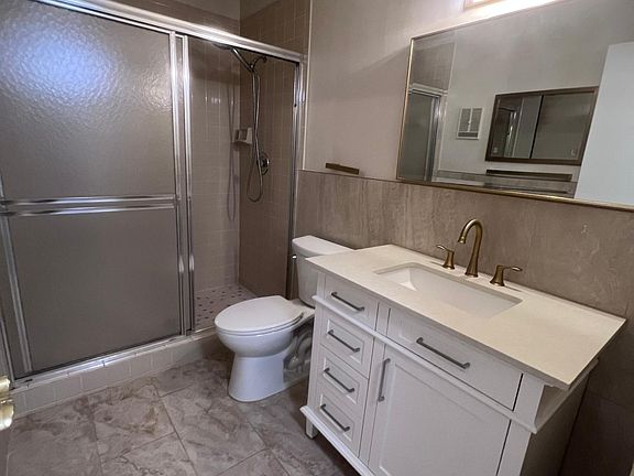 4th image of 2287 Philippine Dr APT 43