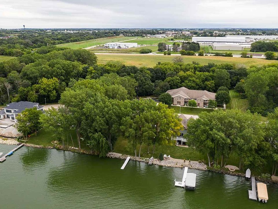 1st image of 345 Starkweather Dr