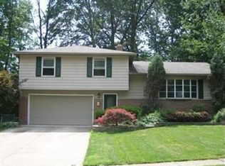 9442 Concord Cir, Twinsburg, OH 44087