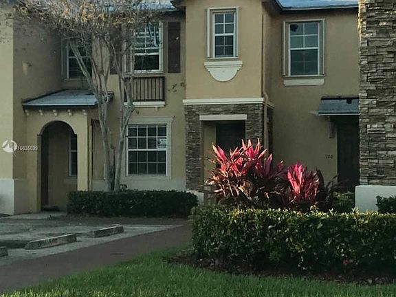 2nd image of 3355 NE Thirteen Circle Dr #107-28