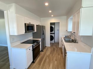 4756 W 137th St #A, Hawthorne, CA 90250