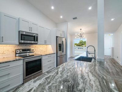 876 Gulf Pavilion Dr #201, Naples, FL, 34108