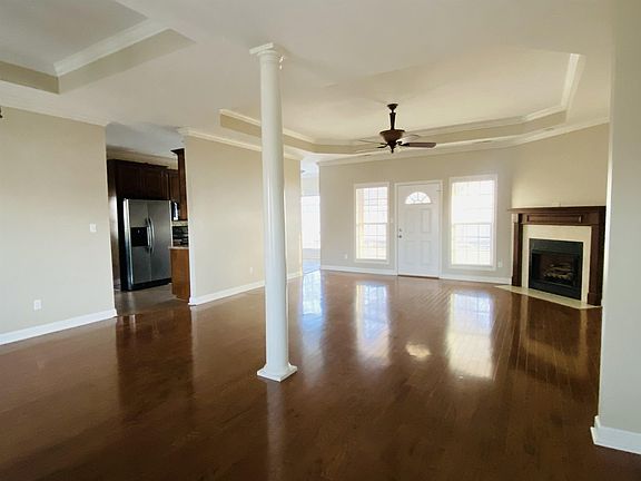 5th image of 174 Cottonwood Dr