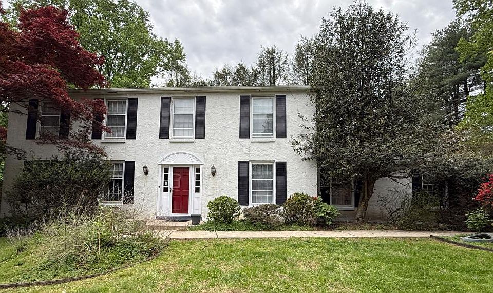1st image of 675 Farnum Rd