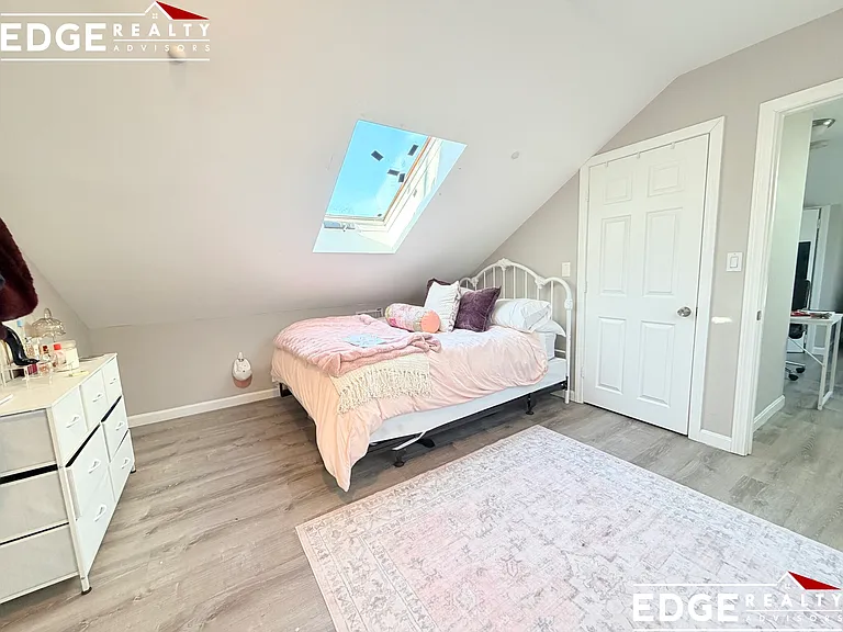 39 Long Ave #2A — Photo 9