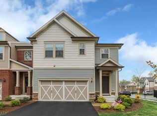 31 Albert Ct #1305, Randolph, NJ 07869