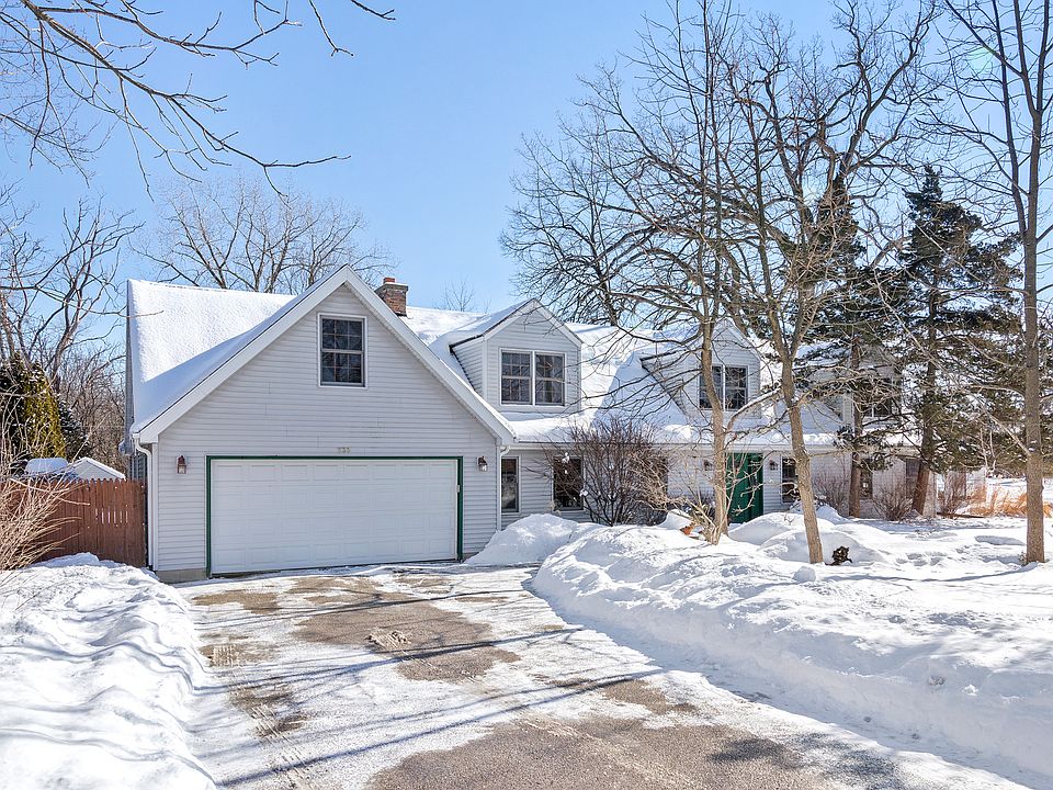 1st image of 233 Briar Ln