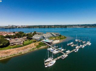 184 N Hayden Bay Dr, Portland, OR