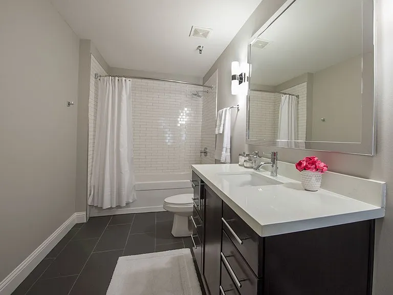 Model Bathroom 1