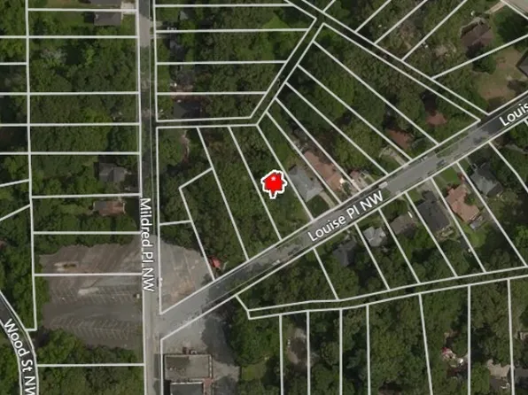 2075 Louise Pl NW, Atlanta, GA 30318