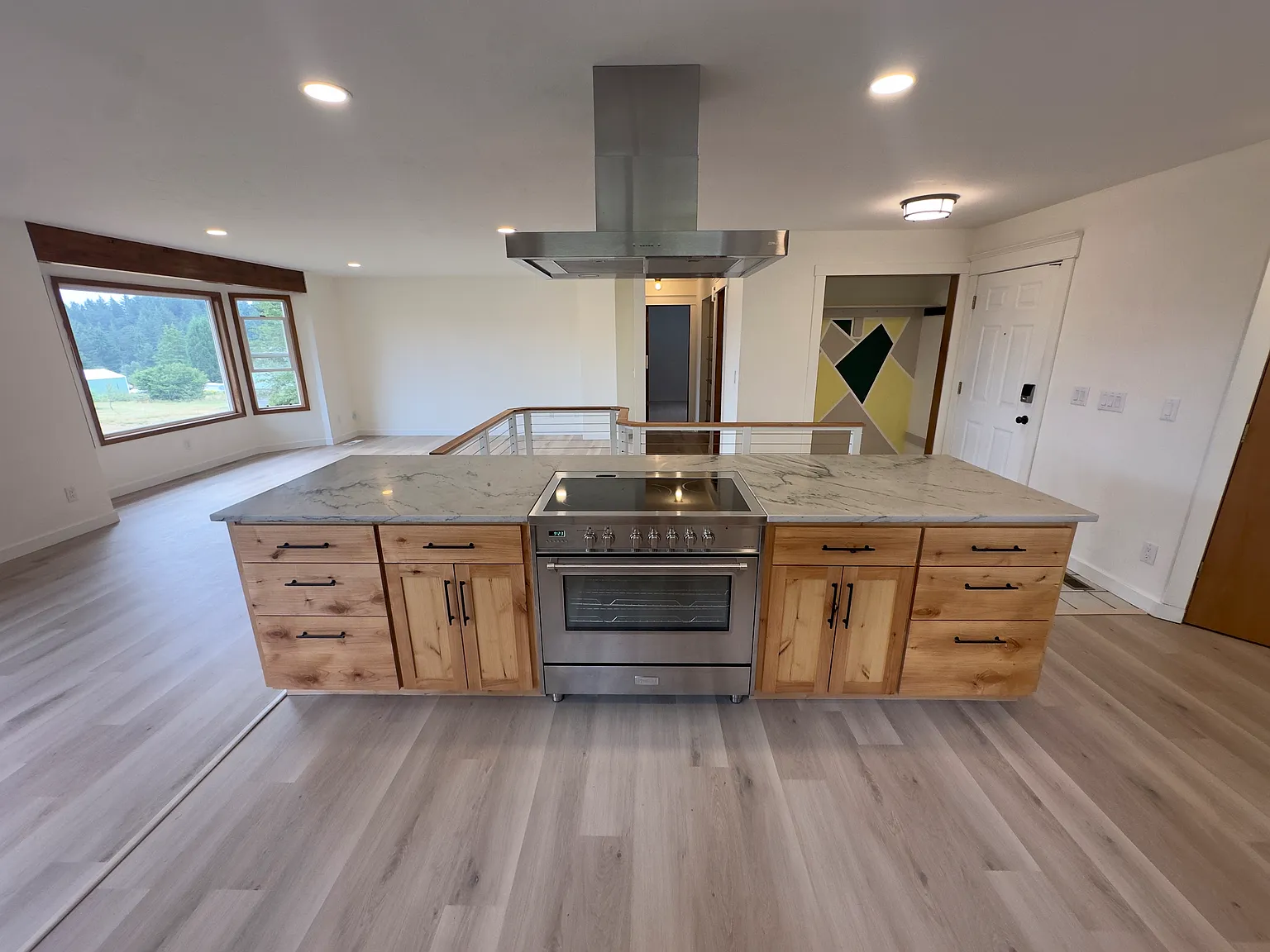 4 bed, 2235 sqft, $3,800 — Photo 3