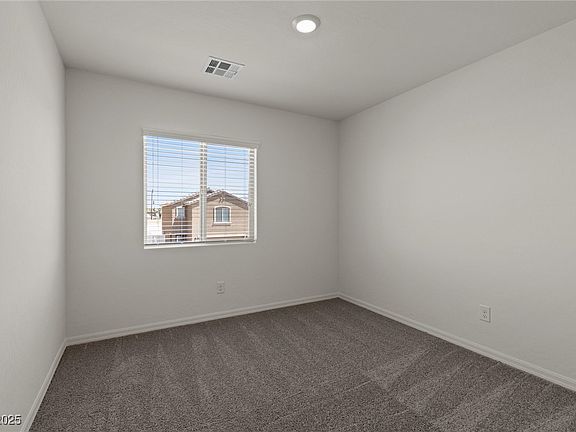 5th image of 4940 Canna Lily St